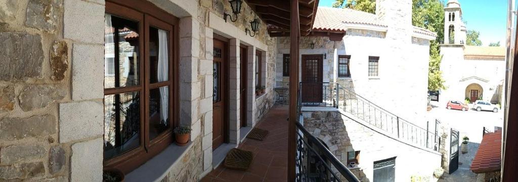 Hotel Ξενωνασ Σελινουντα Kosmás Esterno foto