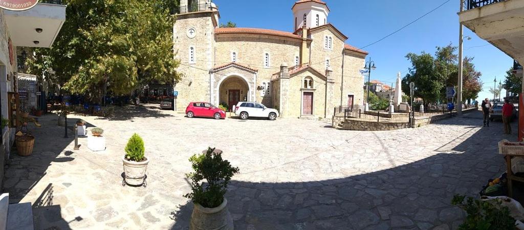 Hotel Ξενωνασ Σελινουντα Kosmás Esterno foto