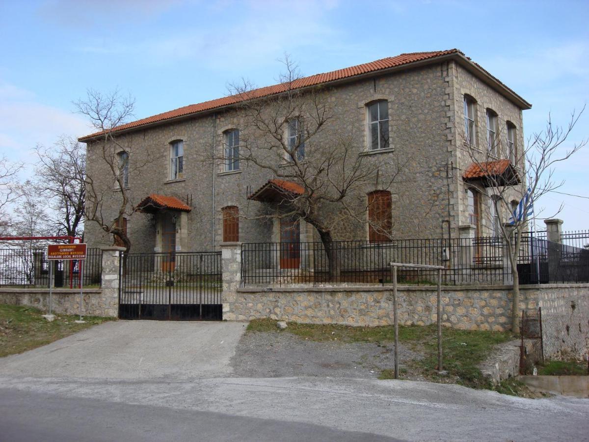 Hotel Ξενωνασ Σελινουντα Kosmás Esterno foto