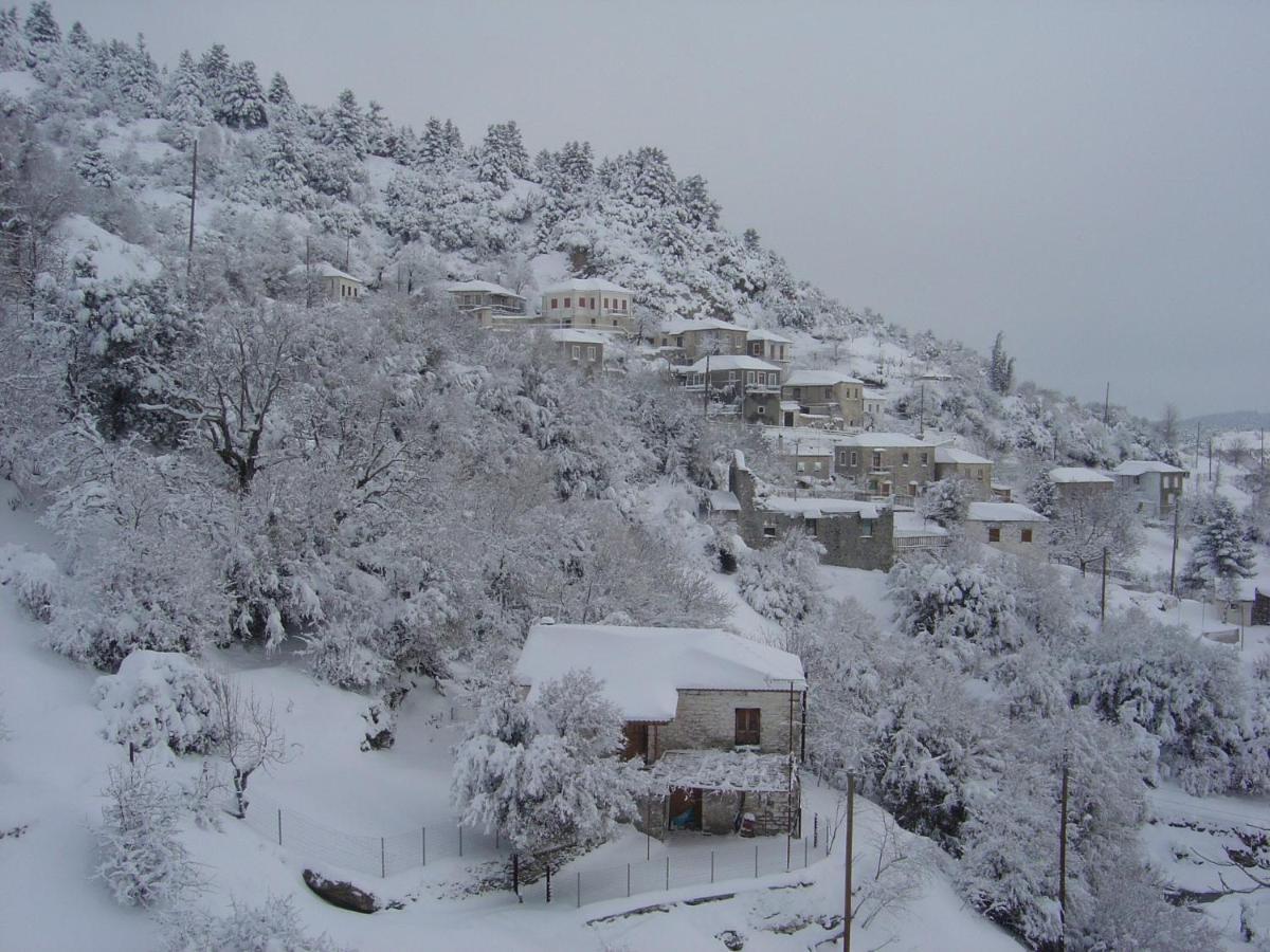 Hotel Ξενωνασ Σελινουντα Kosmás Esterno foto